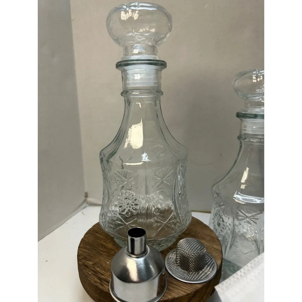 Wishweaver Premium Whisky Infusion Kit 2 Decanters 14 Spices Whiskey Stones Set